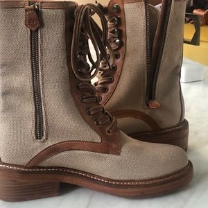 Vintage Foundry Laceup Boots